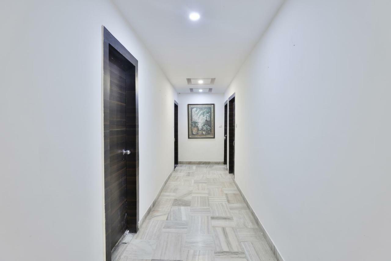 Hotel Chicago Ahmedabad Extérieur photo